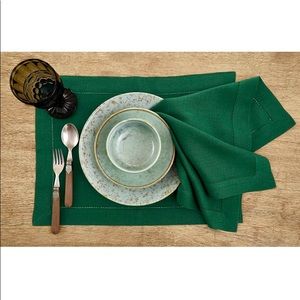 Solino Home Placemats 14 x 19 Inch, Green Set of 4 Classic Hemstitch, Pure Linen